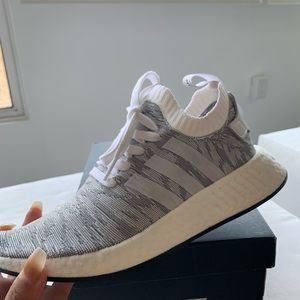 COPY - Adidas primeknit NMD R2 NWB AUTHENTIC
